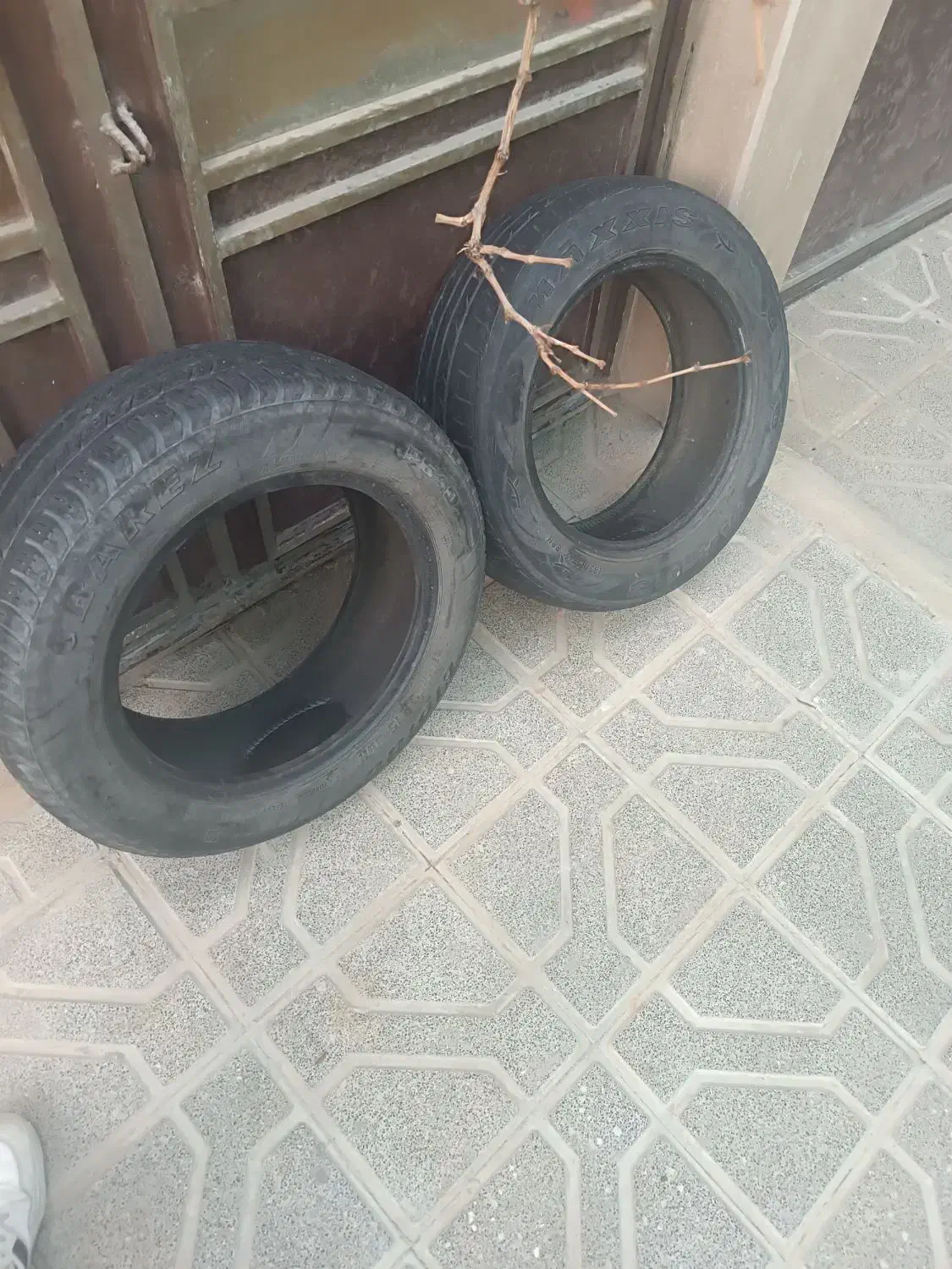 لاستیک ۱۸۵/۶۵ رینگ ۱۵ بارز|قطعات یدکی و لوازم جانبی|شیروان (خراسان), |دیوار