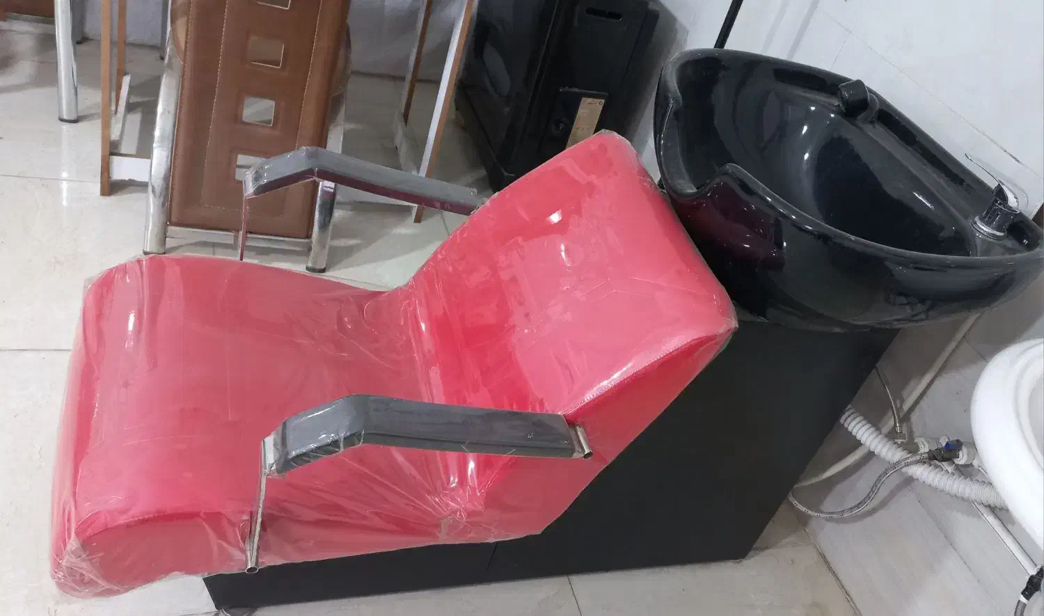 فروش وسایل آرایشگاه زنانه|آرایشگاه و سالن‌های زیبایی|خرم‌آباد, |دیوار