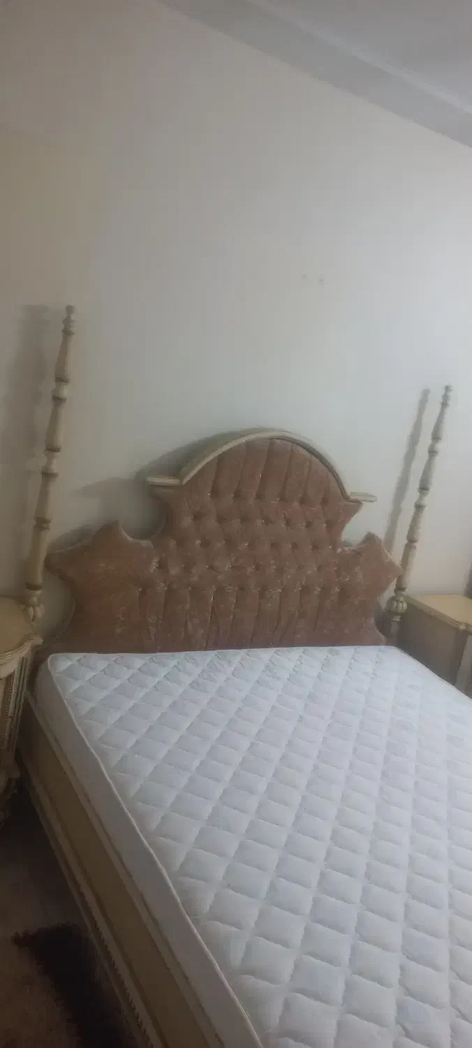 سرویس خواب|تخت و سرویس خواب|ورامین, ورامین|دیوار