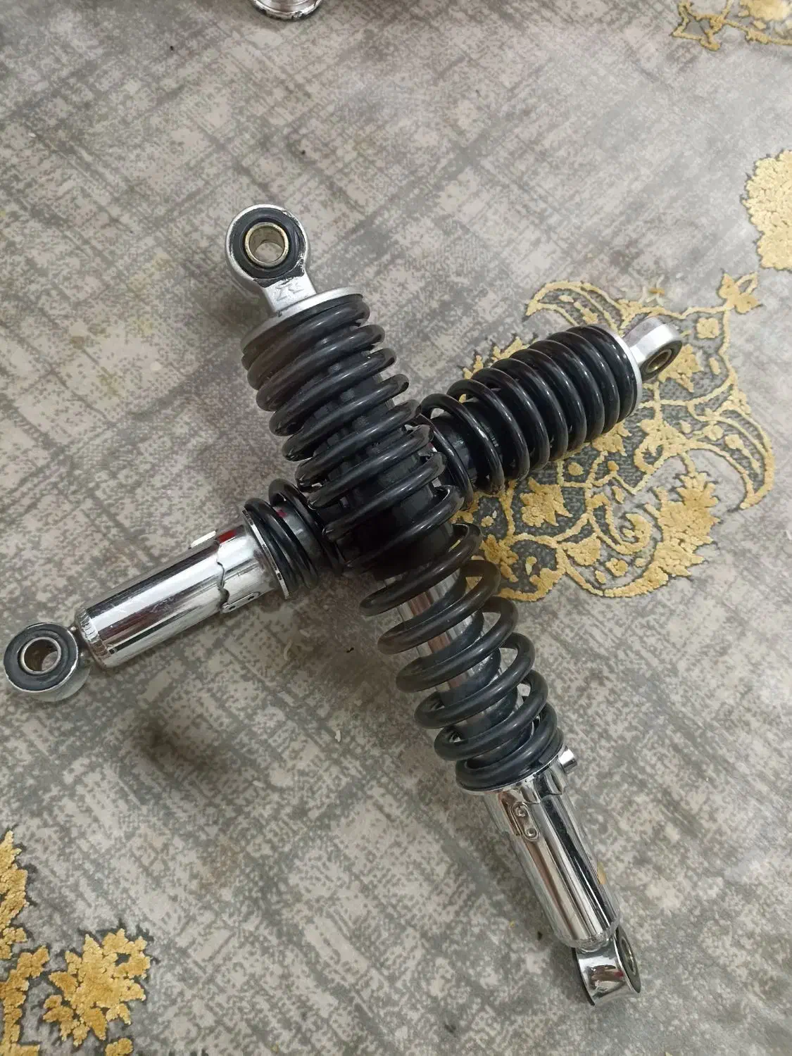 کمک عقب راپیدو سالم|قطعات یدکی و لوازم جانبی|رباط‌کریم, رباط‌کریم|دیوار