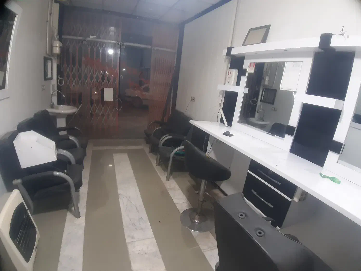 دکور مغازه|فروشگاه و مغازه|نی‌ریز, |دیوار