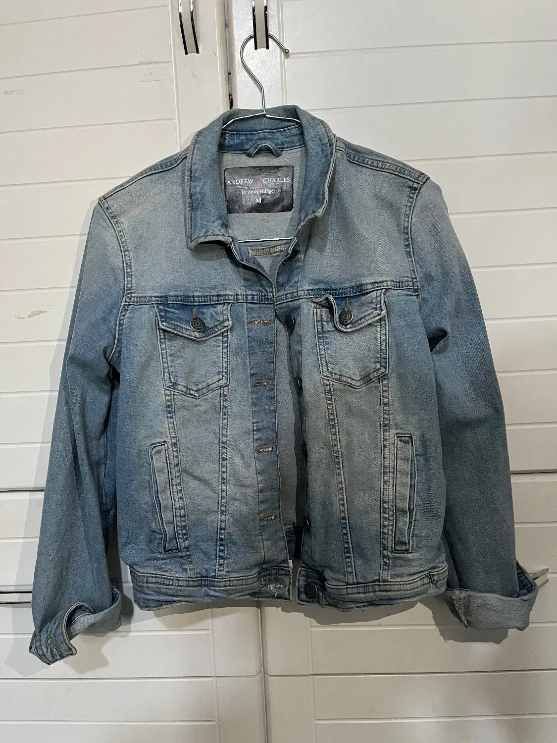 کت جین|لباس|یزد, |دیوار