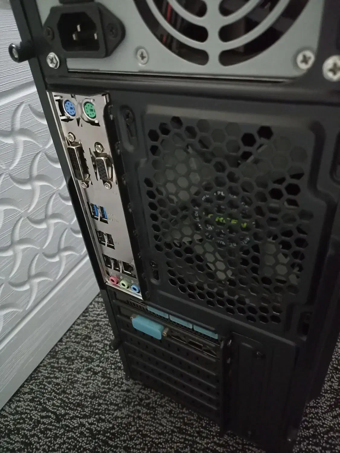 کیس گیمینگ|رایانه رومیزی|مریوان, |دیوار