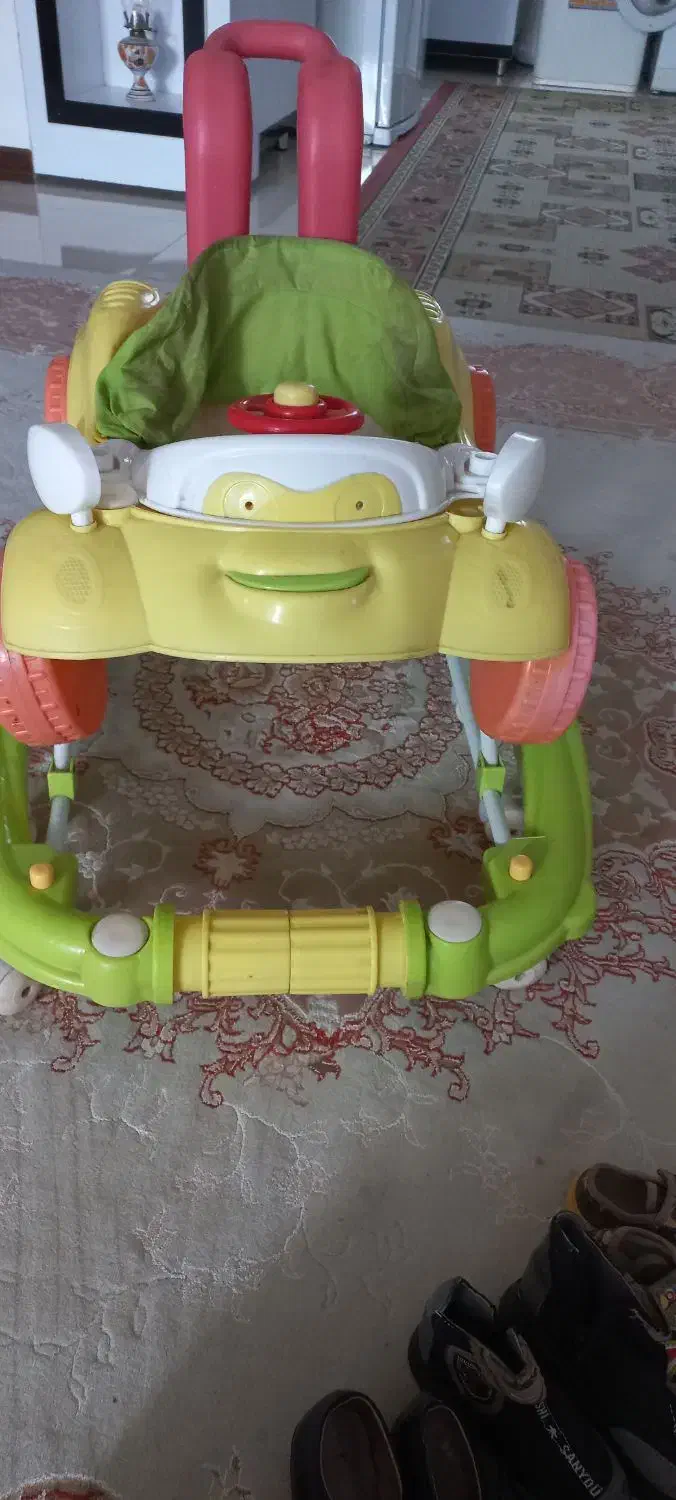 روروئک بچه|اسباب و اثاث بچه|اصفهان, گرکان|دیوار