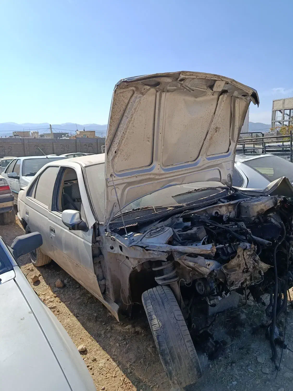 پژو تصادفی|خودرو سواری و وانت|یاسوج, |دیوار