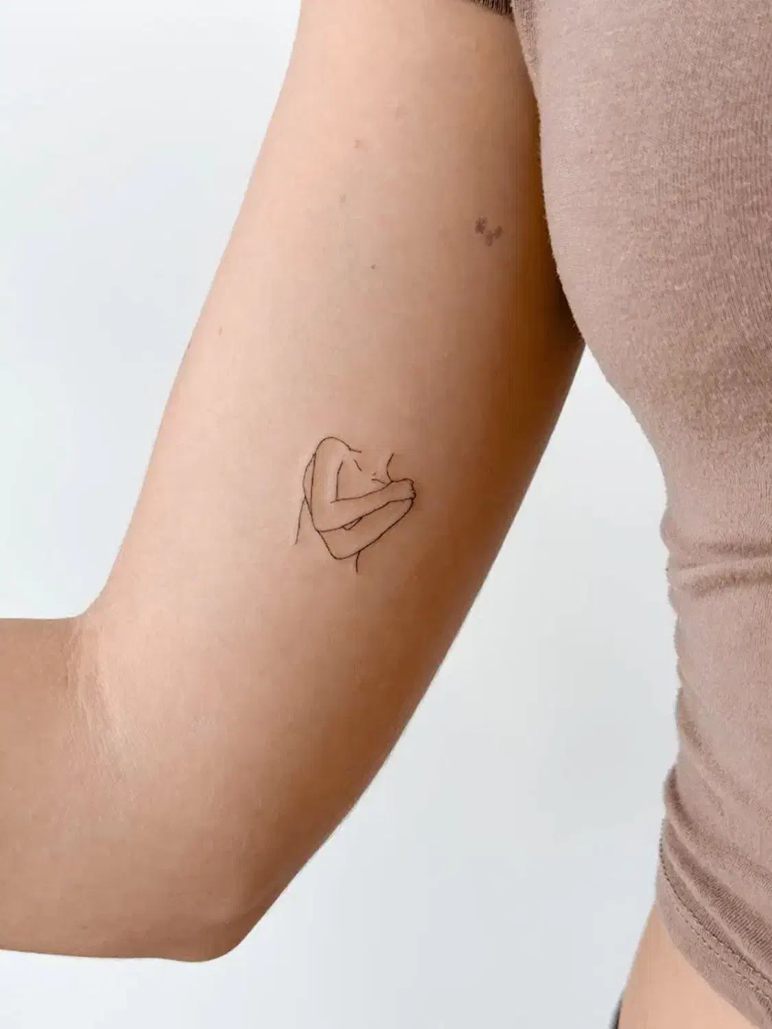 مدل تتو مینیمال|خدمات آرایشگری و زیبایی|کرج, شهرک امام رضا (ع)|دیوار