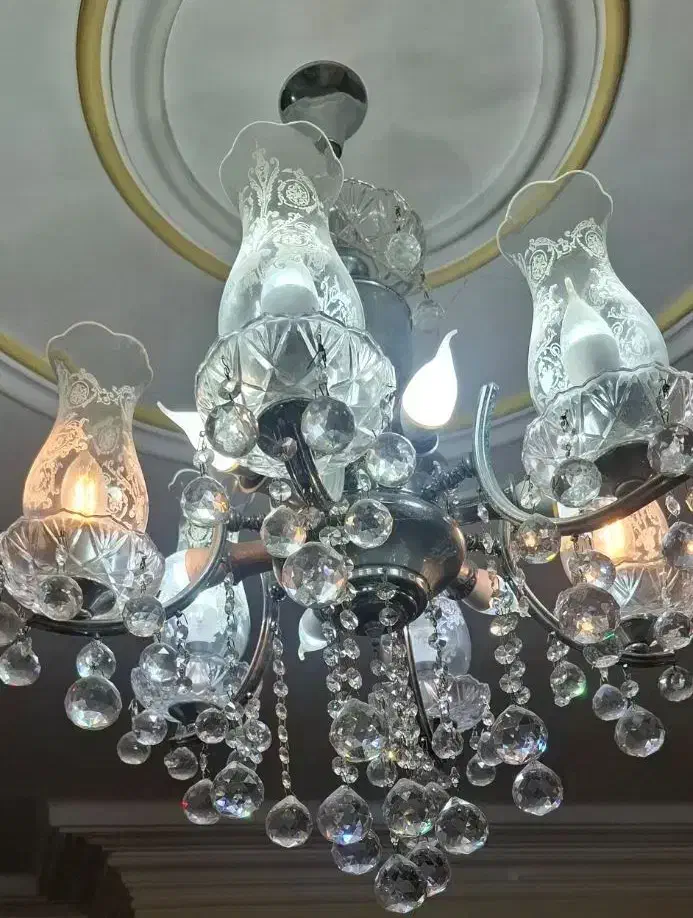 لوستر و دو عدد دیوارکوب ست با لوستر|لوستر و چراغ آویز|رشت, حمیدیان|دیوار