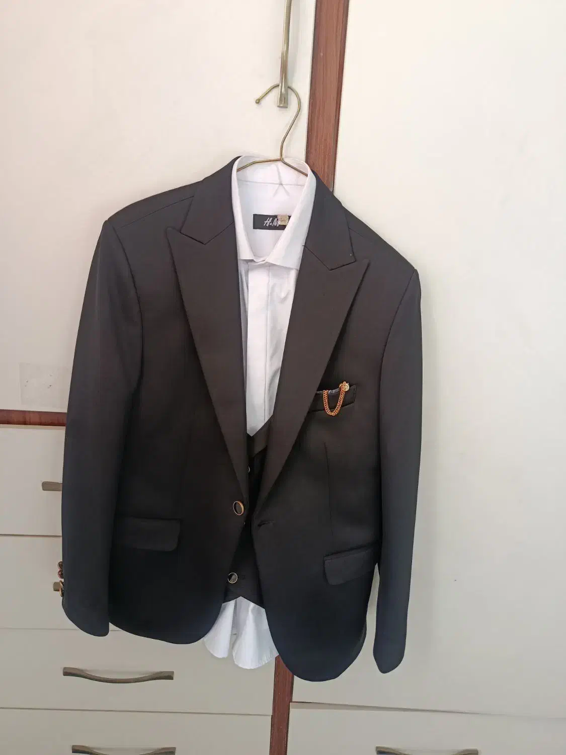 یکدست کت و شلوار و پیراهن تترون سفید|لباس|بروجرد, |دیوار