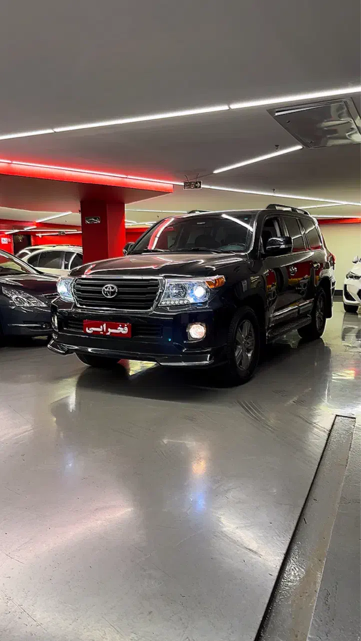 لندکروز ۲۰۱۲ بدون رنگ کم کار واقعی|خودرو سواری و وانت|تهران, فرمانیه|دیوار