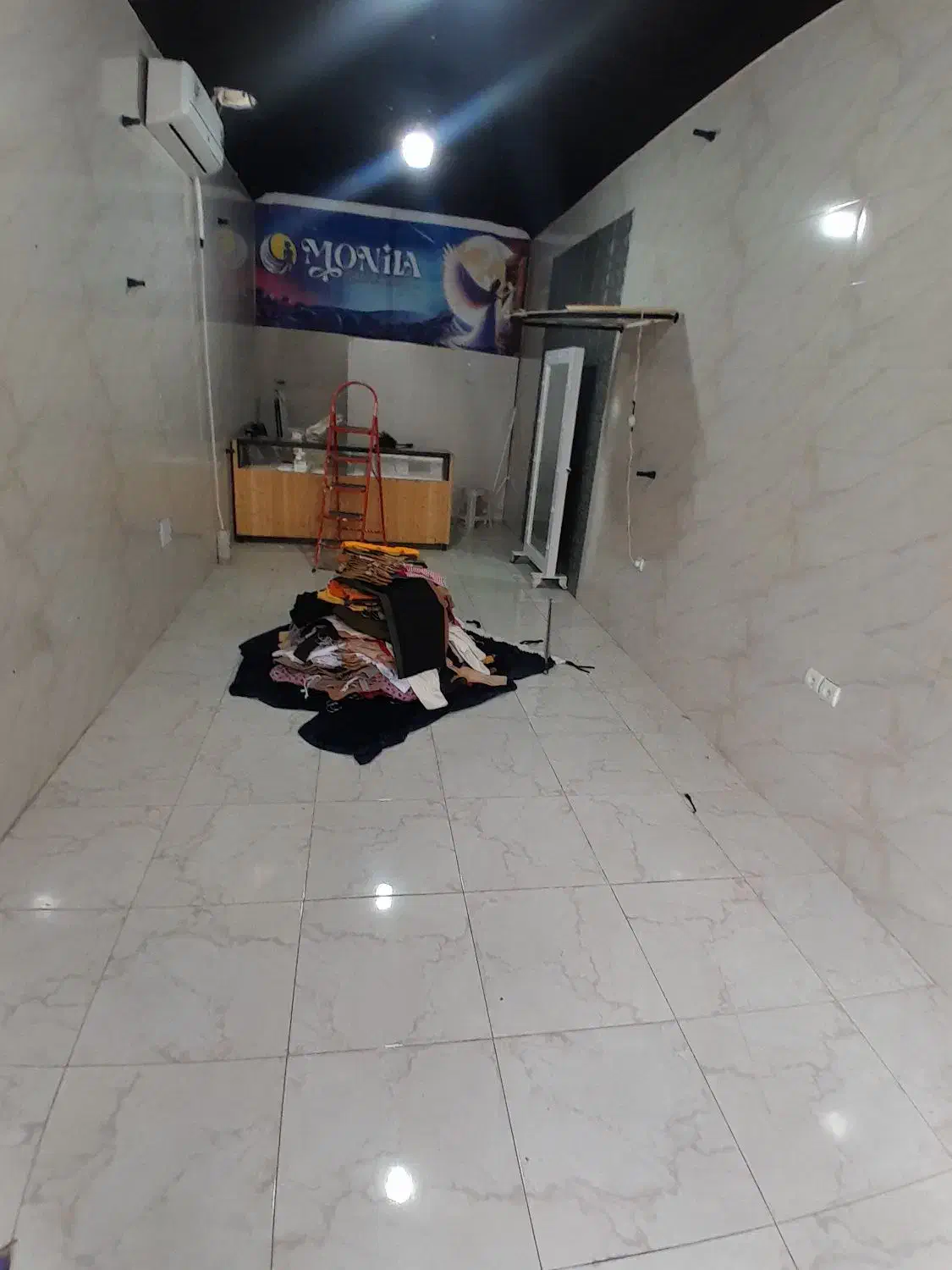 اجاره مغازه(عباس آباد)|اجارهٔ مغازه و غرفه|محمدشهر, عباس آباد|دیوار