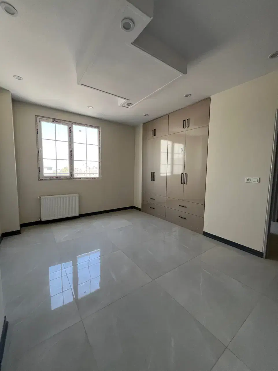 فروش واحد نوساز ۶۵ و ۸۰ و ۹۵ متری *قیامدشت*|فروش آپارتمان|خاوران, |دیوار