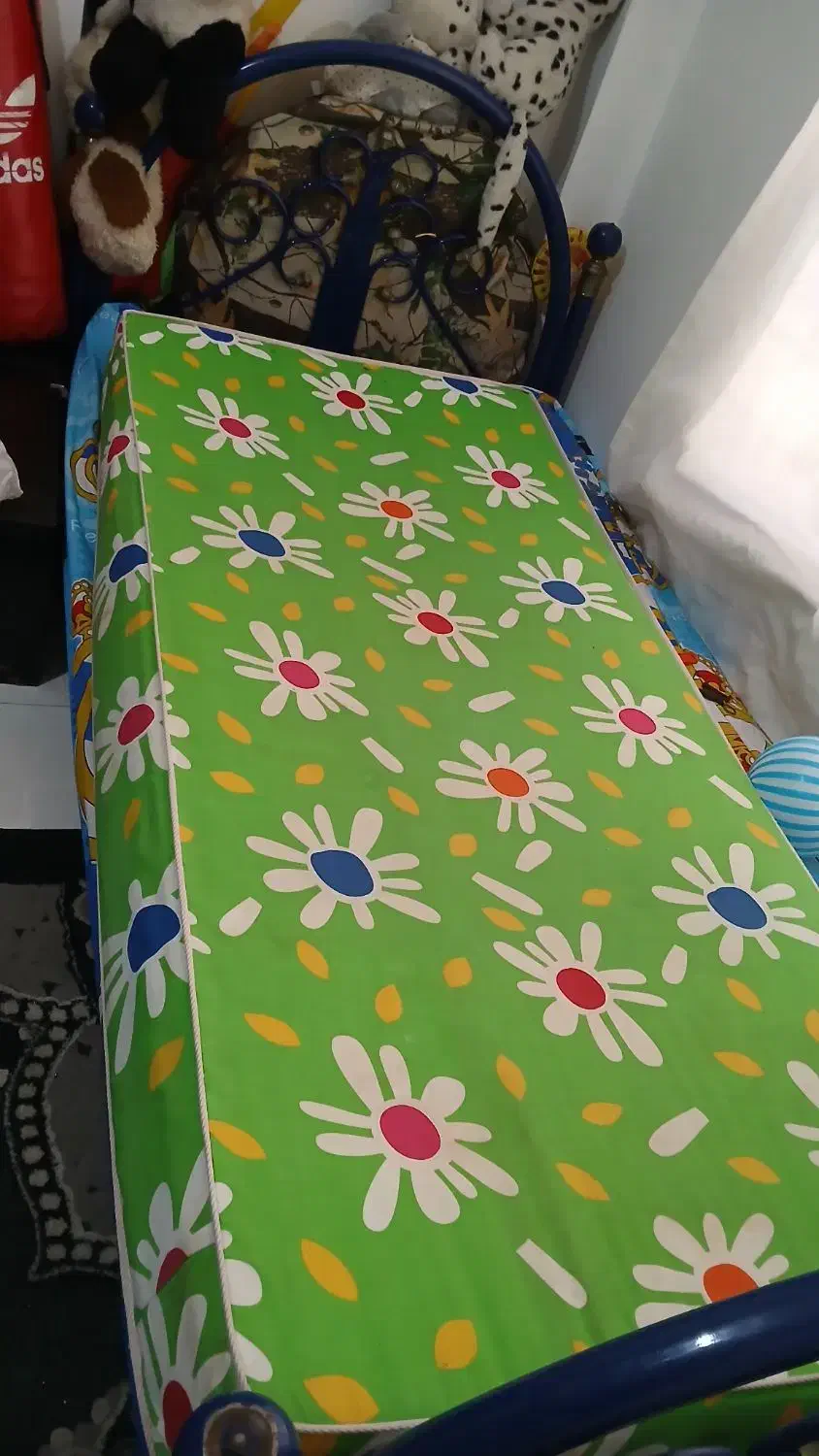 تشک نوجوان|تخت و سرویس خواب|ساری, |دیوار