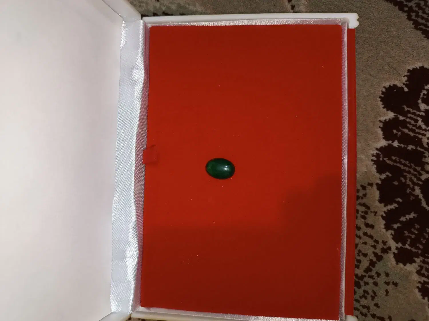 نگین های زینتی سنگ های عقیق و ...|جواهرات|قروه, |دیوار