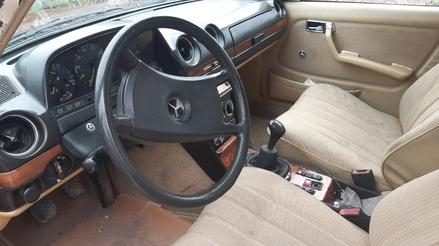بنز w123 230E|خودرو کلاسیک|آستارا, |دیوار