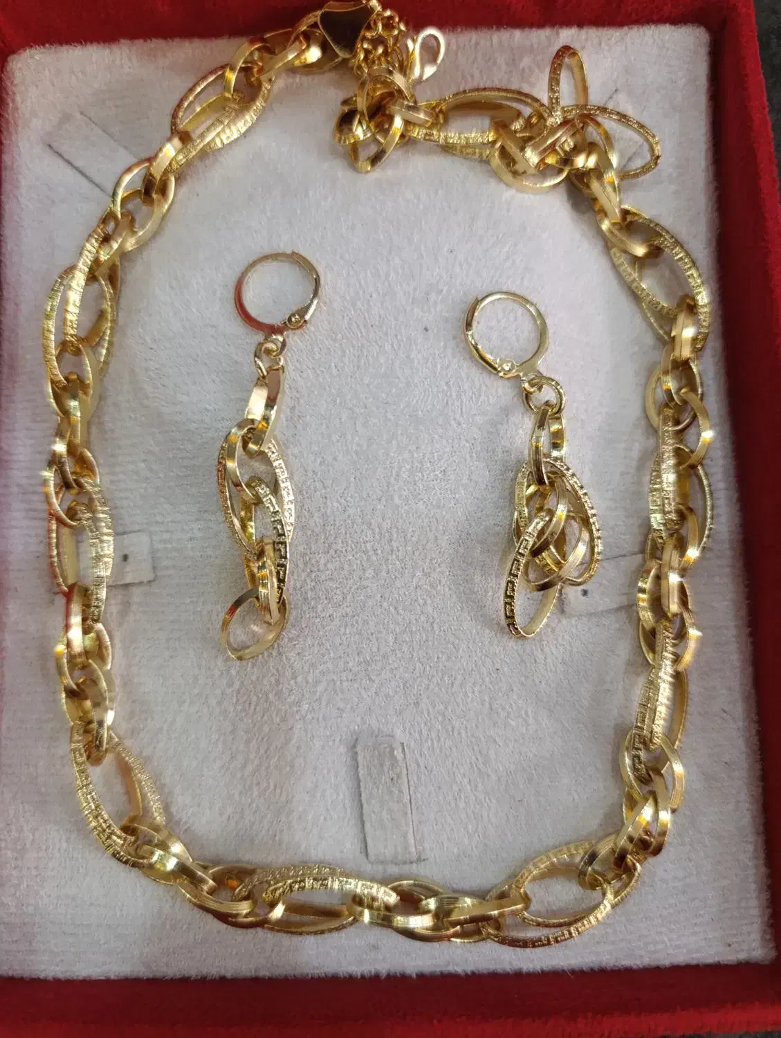 نیم ست|بدلیجات|شهریار, شهریار|دیوار