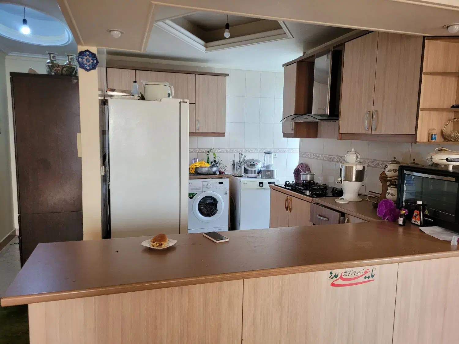 ۷۸ متر دوخواب فول،سالن پرده خور