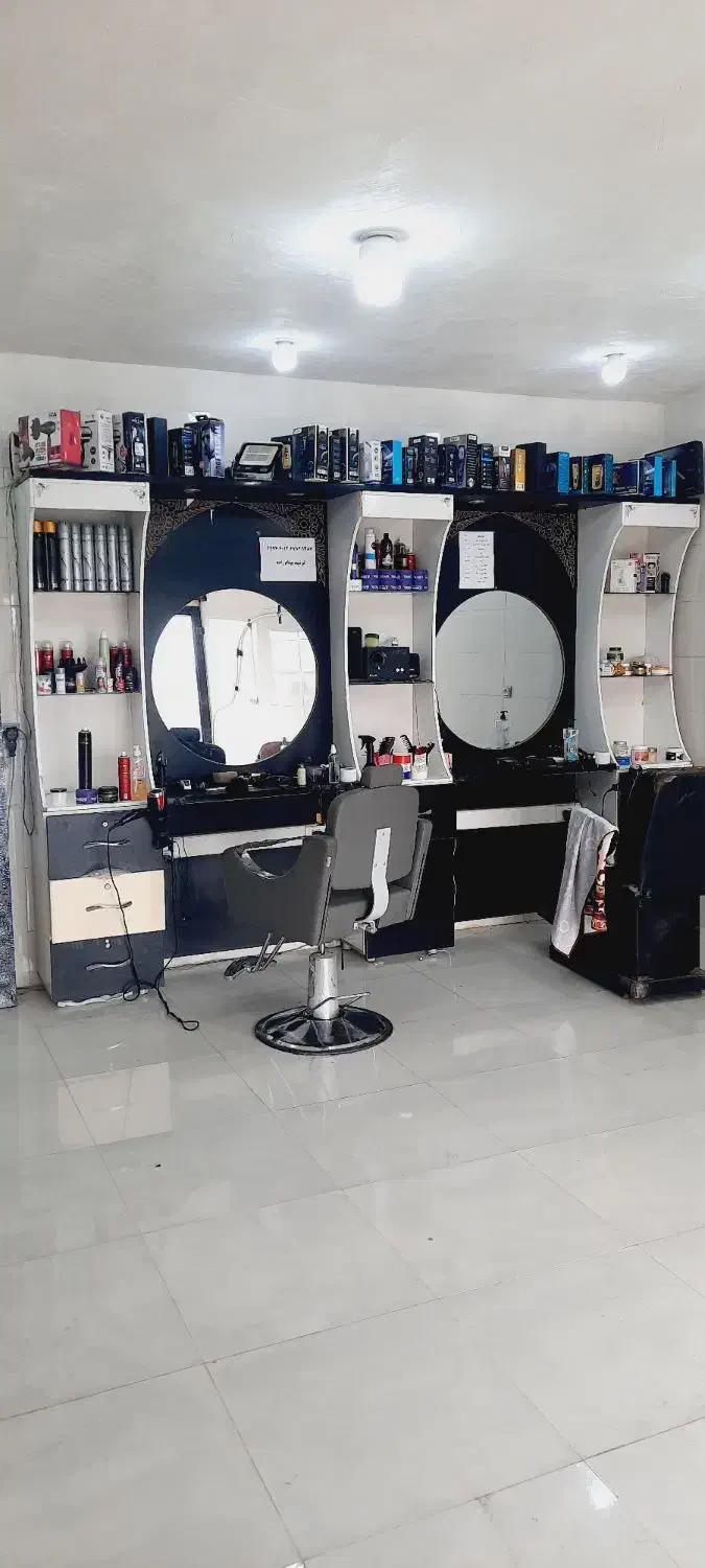 دکوراسیون آریشگاه|آرایشگاه و سالن‌های زیبایی|بهبهان, |دیوار