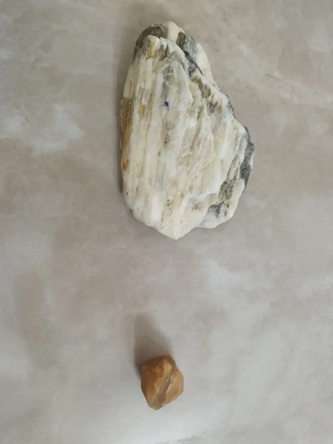 سنگ قیمتی|کلکسیون اشیاء عتیقه|شاهرود, |دیوار