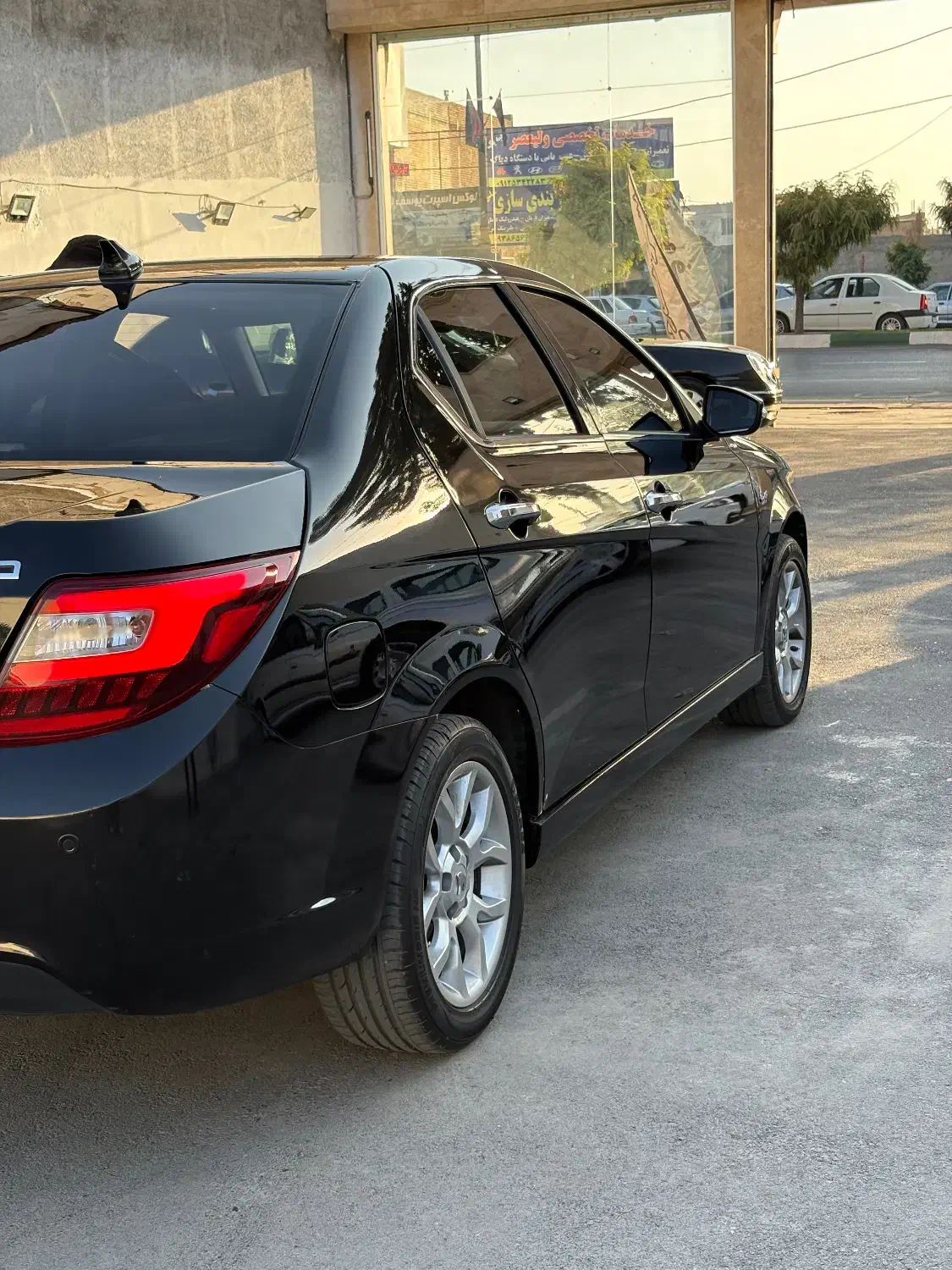 دنا پلاس اتوماتیک|خودرو سواری و وانت|هشتگرد, هشتگرد قدیم|دیوار