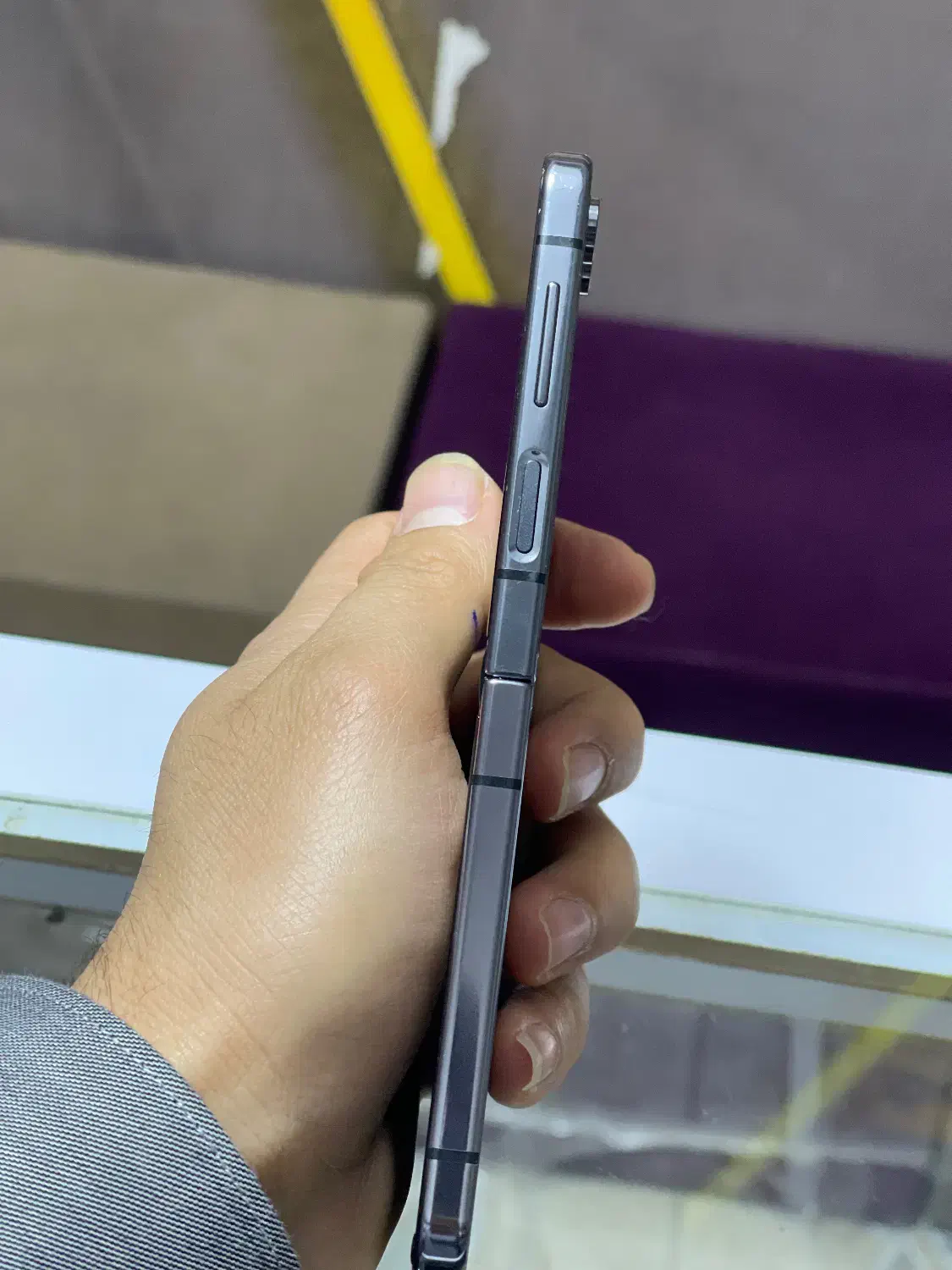 موبایل|موبایل|ربط, |دیوار