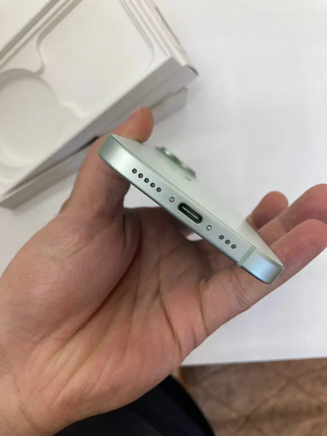 آیفون ۱۵ نرمال ۱۲۸ باتری۹۷٪ بدون بازشدگی|موبایل|اصفهان, جلفا|دیوار