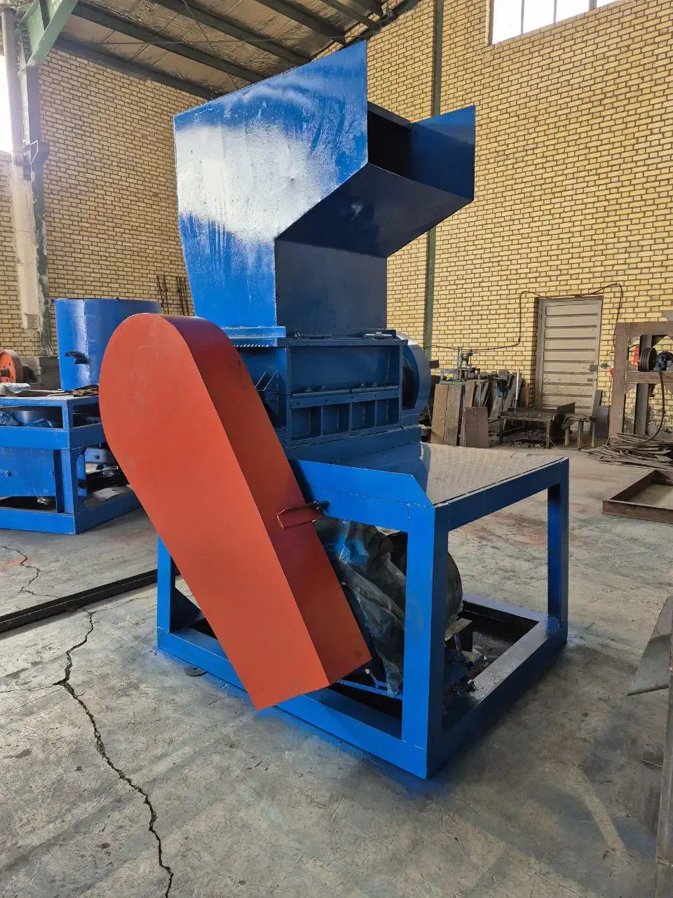 آسیاب پلاستیک سبد پت لاک نایلون لوله نوار بطری|ماشین‌آلات صنعتی|ساری, |دیوار