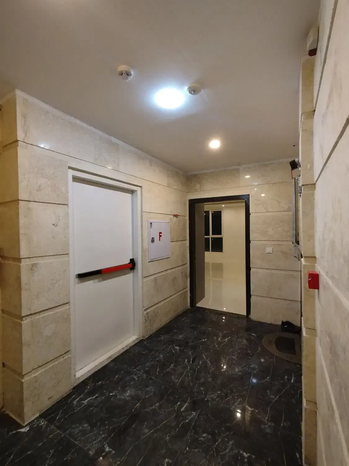 ۱۰۱متر/شخصی/نوساز/کم واحد/قلب الهیه|فروش آپارتمان|مشهد, الهیه|دیوار