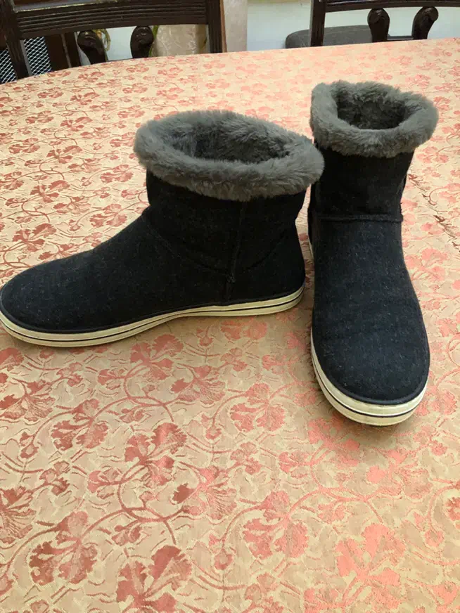 نیم بوت خارجی سایز ۴۴|کیف، کفش، کمربند|ساری, |دیوار