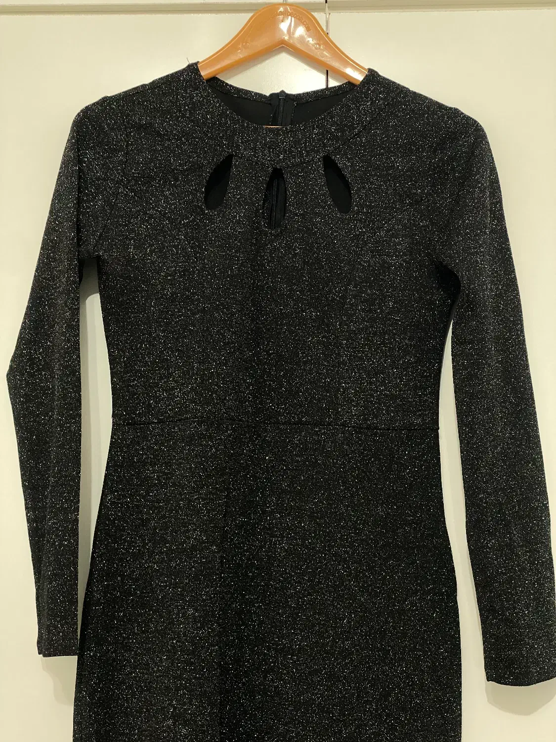 لباس مجلسی|لباس|فرخ‌شهر, |دیوار