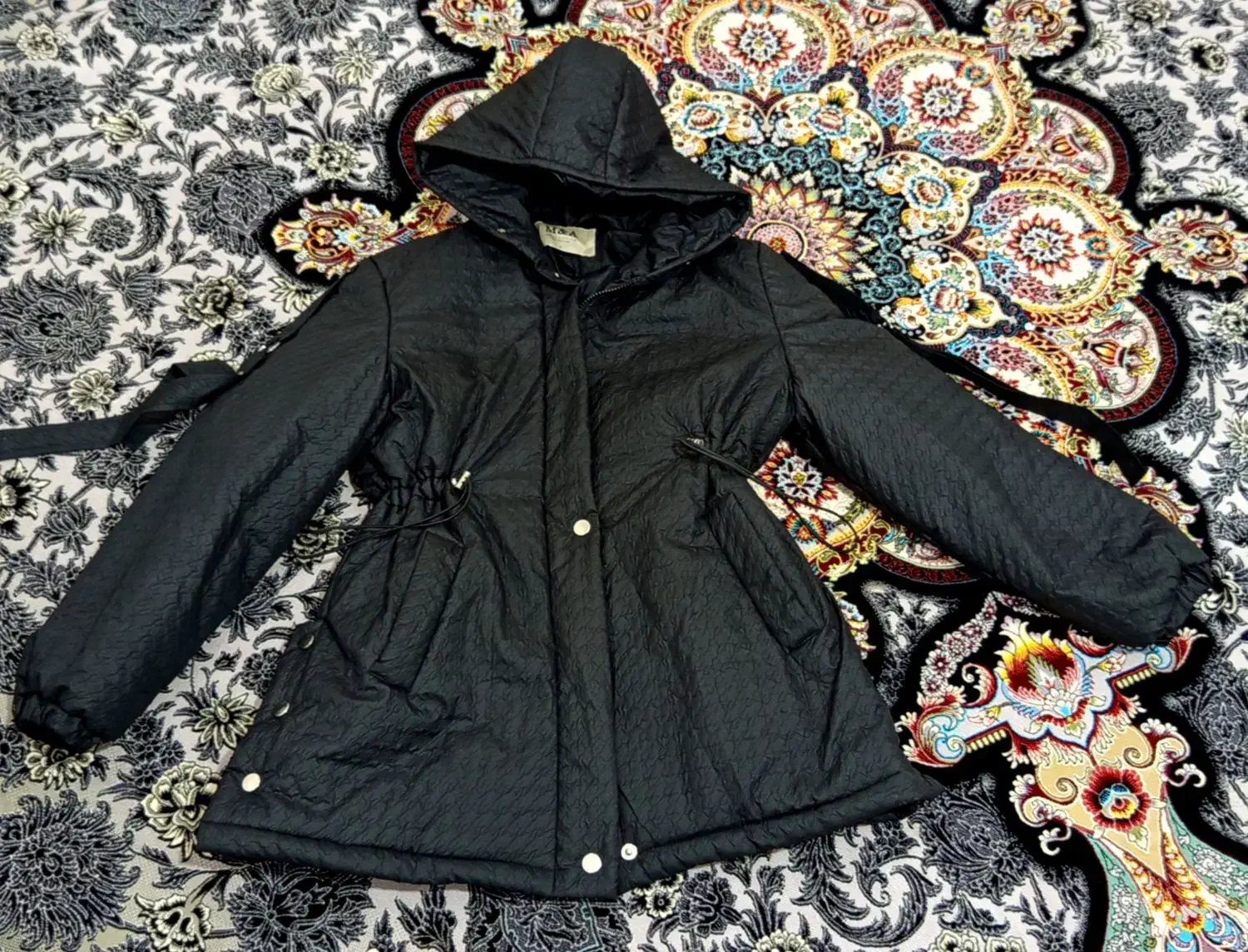 کاپشن جدید|لباس|قروه, |دیوار