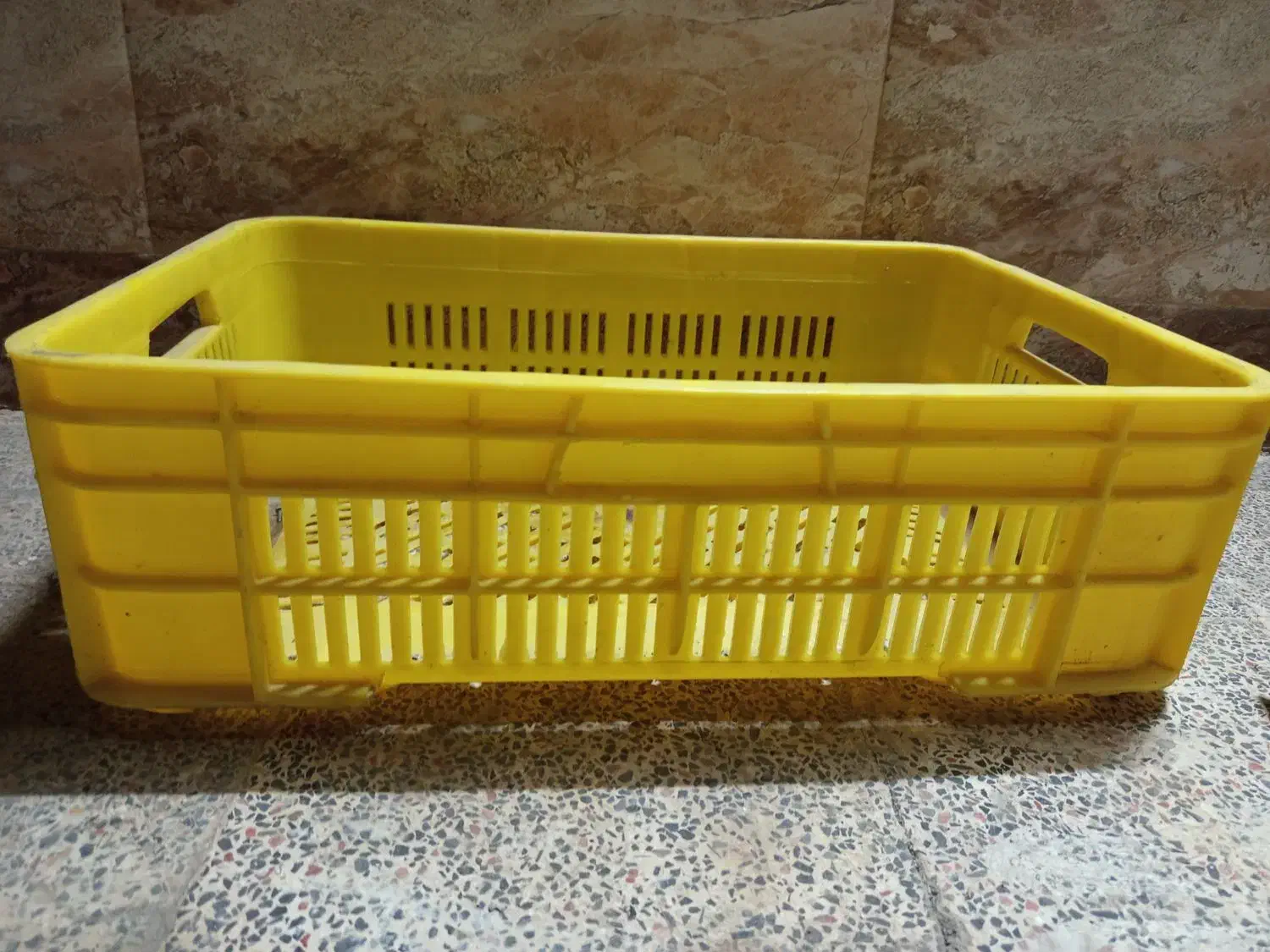 مقداری سبد دارم برا فروش کیفیت عالی|ظروف نگهدارنده، پلاستیکی، یکبارمصرف|مسجد سلیمان, |دیوار