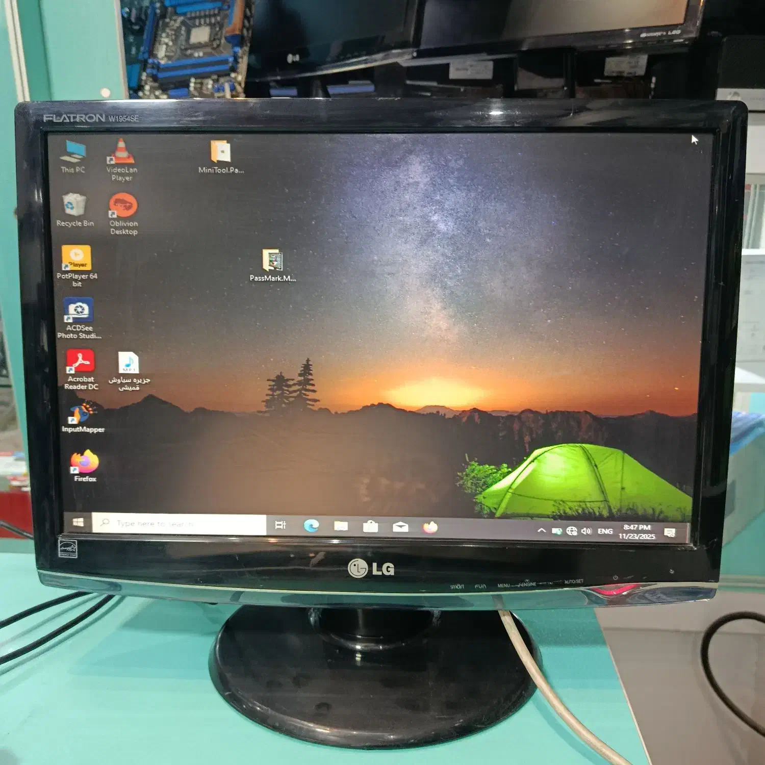 مانیتور 19 اینچ LG|قطعات و لوازم جانبی رایانه|بندر انزلی, استادیوم|دیوار