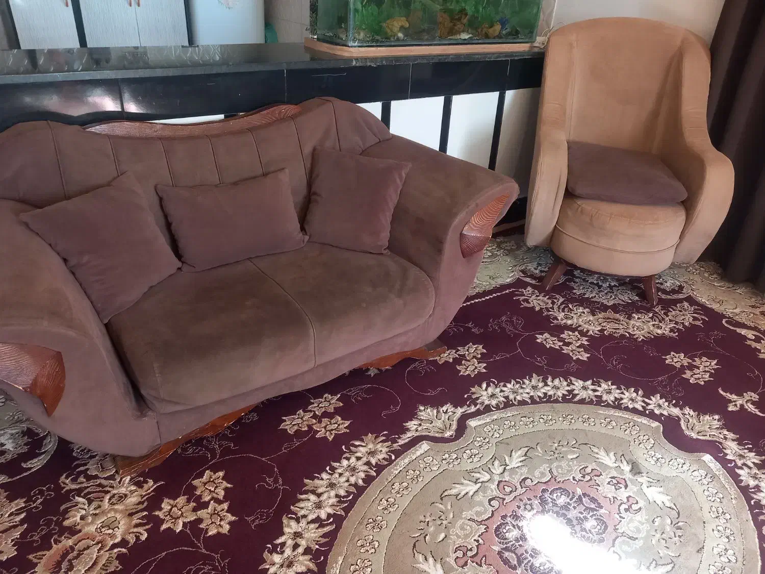 مبلمان|مبلمان خانگی و میز عسلی|پائین جام, |دیوار