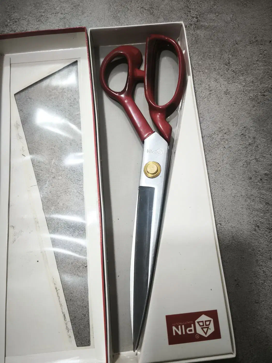 سه عدد قیچی خیاطی|لوازم خیاطی و بافتنی|مهاباد (آذربایجان غربی), |دیوار