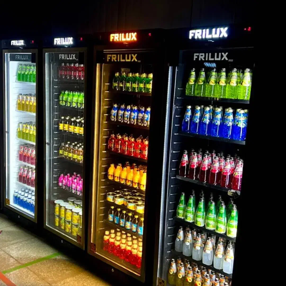 یخچال ایستاده فروشگاهی و کافی شاپی|فروشگاه و مغازه|اصفهان, خواجه عمید|دیوار