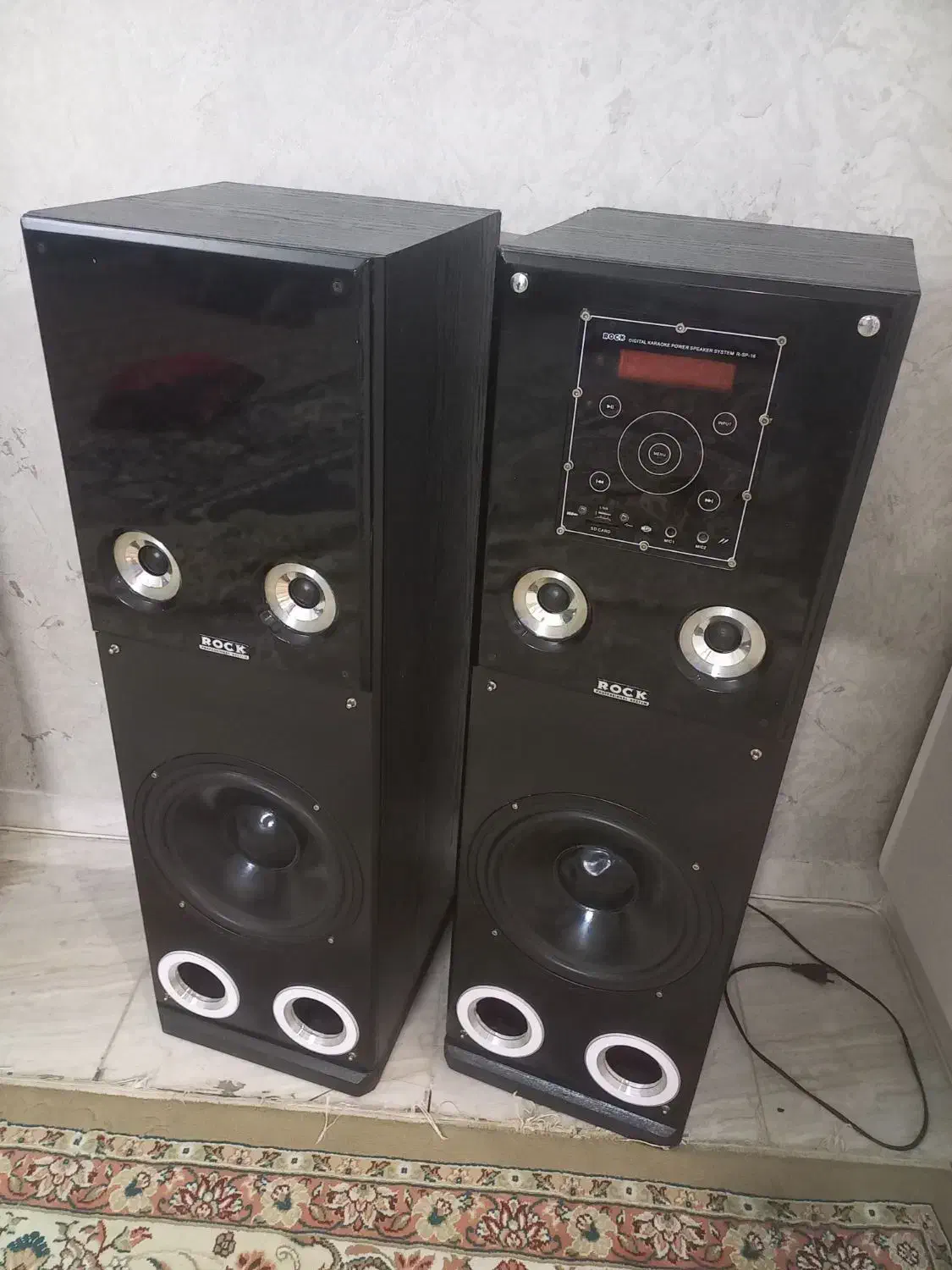 باند مدل راک صفحه لمسی معاوضه با ضبط دارم|سیستم صوتی خانگی|شیروان (خراسان), |دیوار