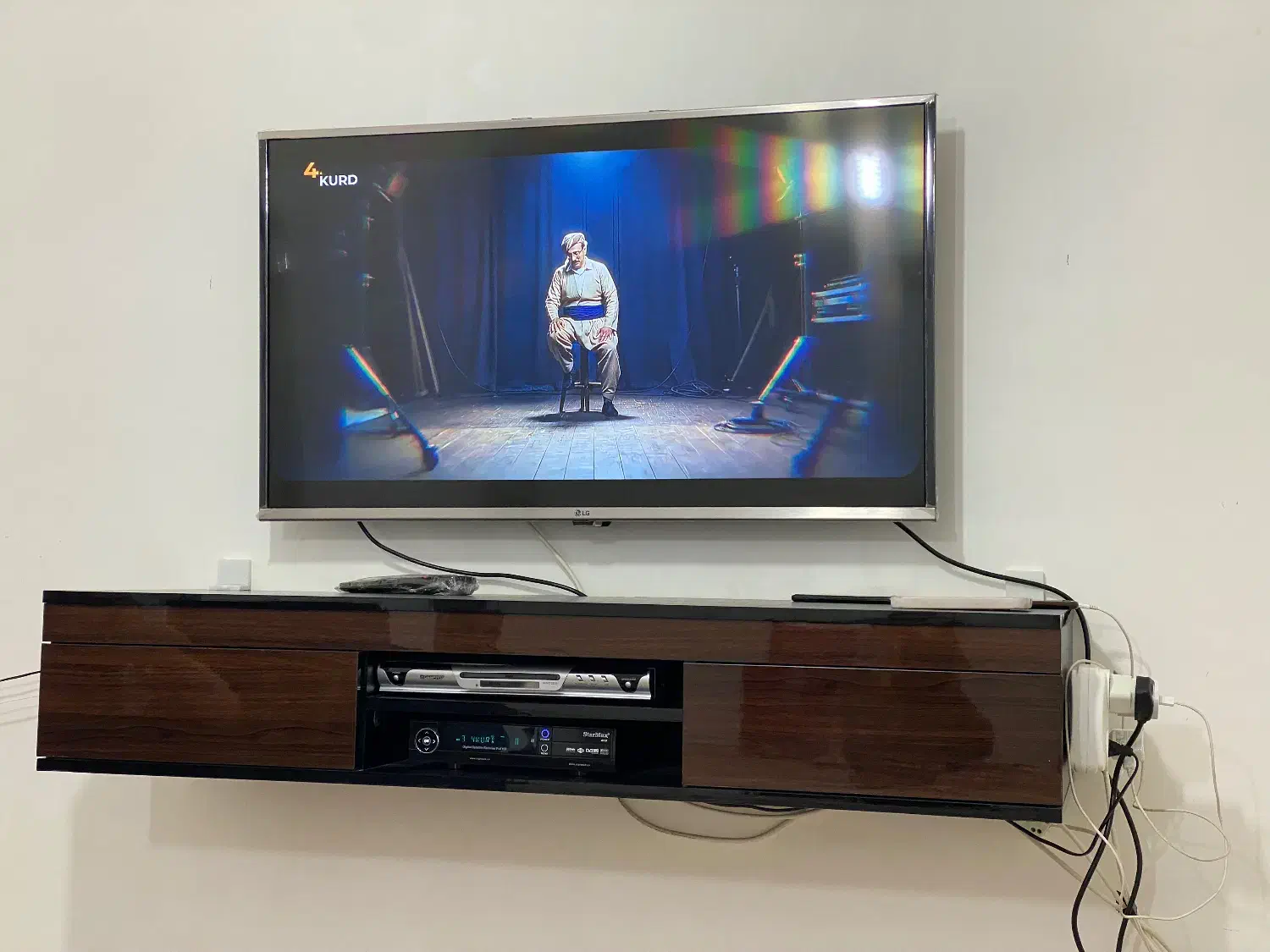 حراج میز تلویزیون نوی نو|میز تلویزیون|سردشت, |دیوار