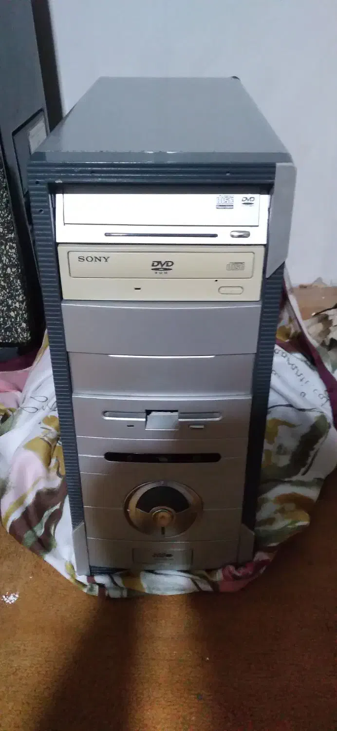 کیس سونی|رایانه رومیزی|نمین, |دیوار