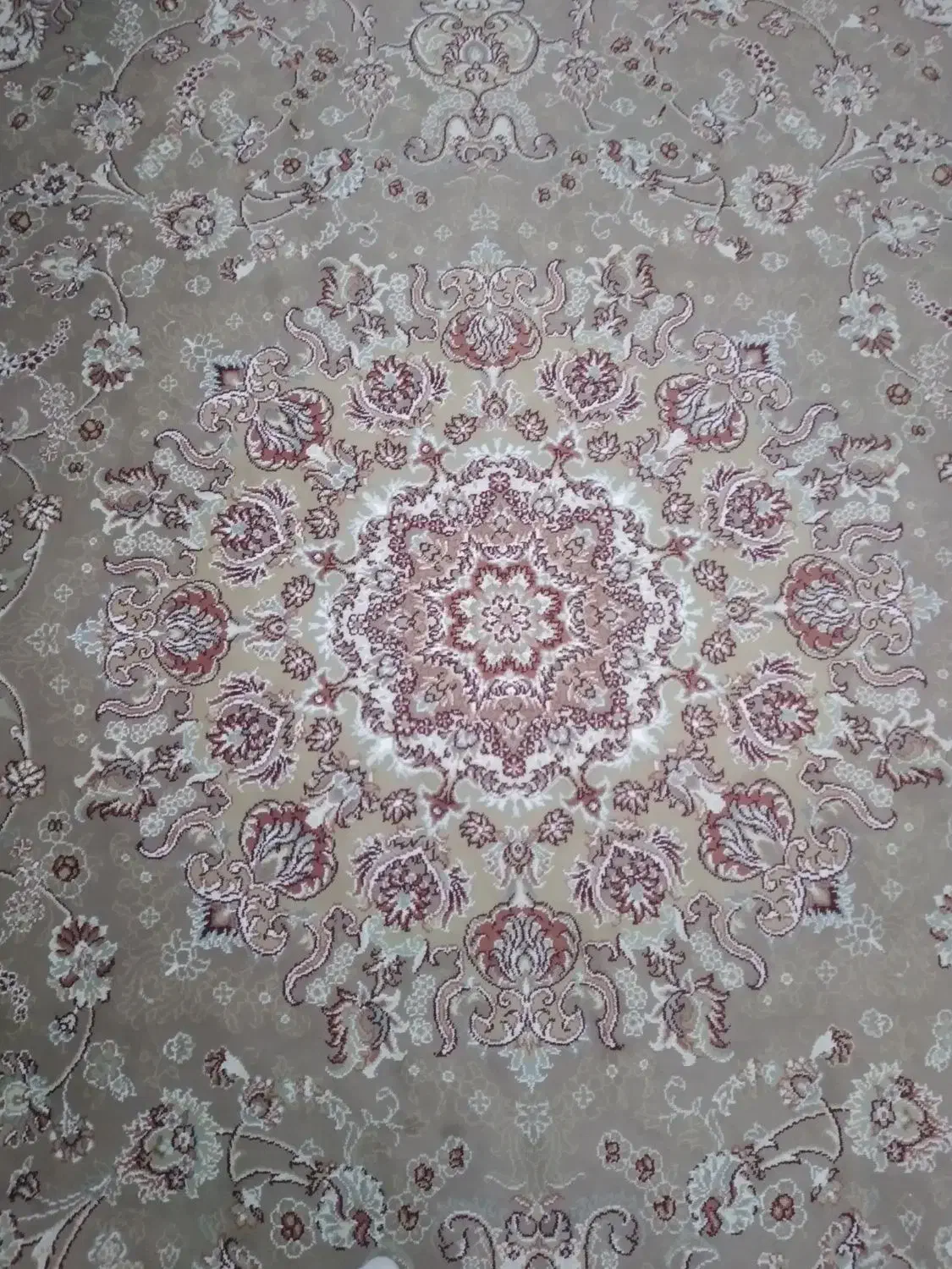 فرش ۶ و ۹ متری|فرش|سبزوار, قصبه غربی|دیوار