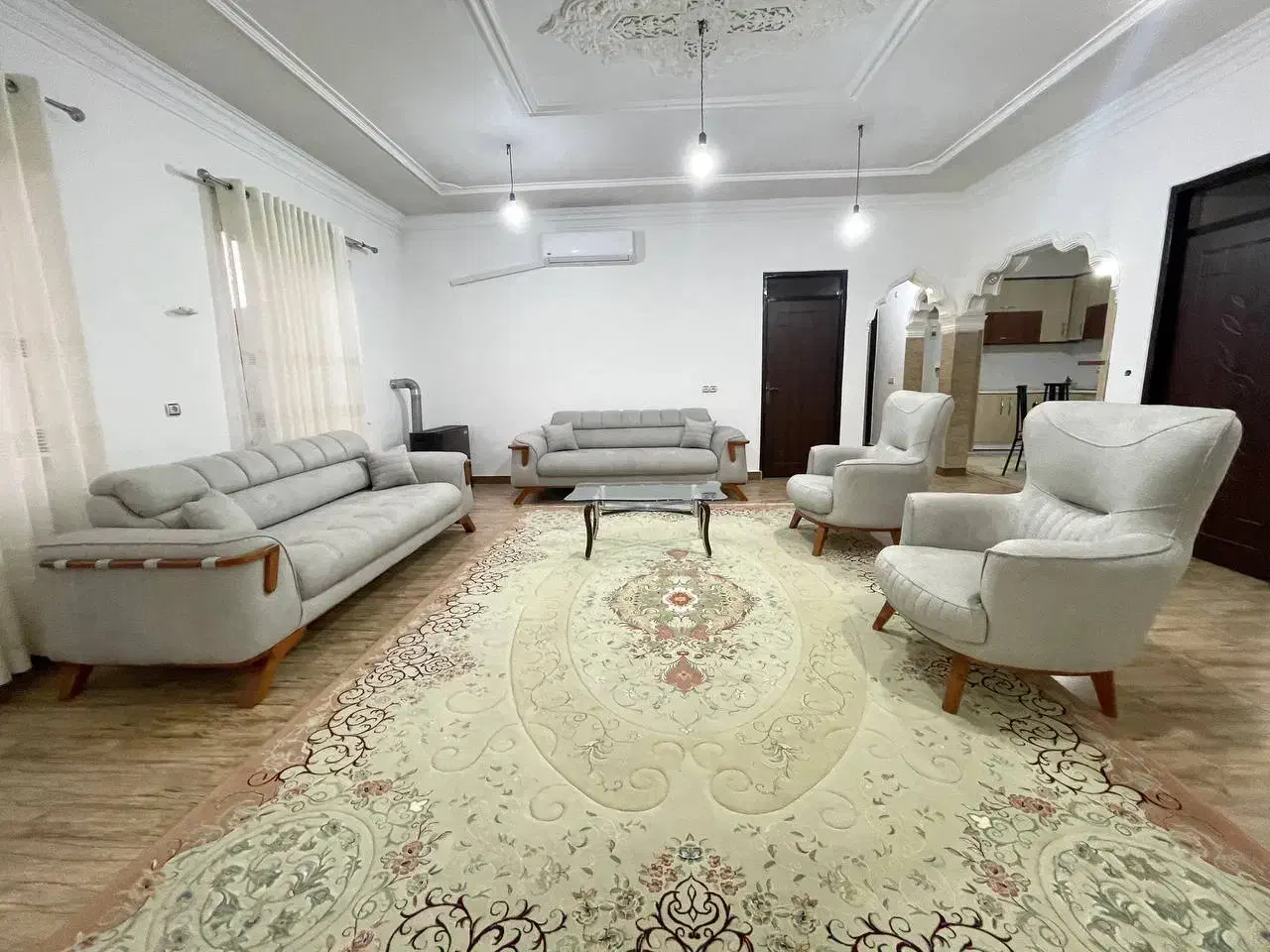 اجاره ویلا ۱۲۰ متری دوخواب نزدیک دریا|اجارهٔ کوتاهمدت ویلا و باغ|رامسر, |دیوار