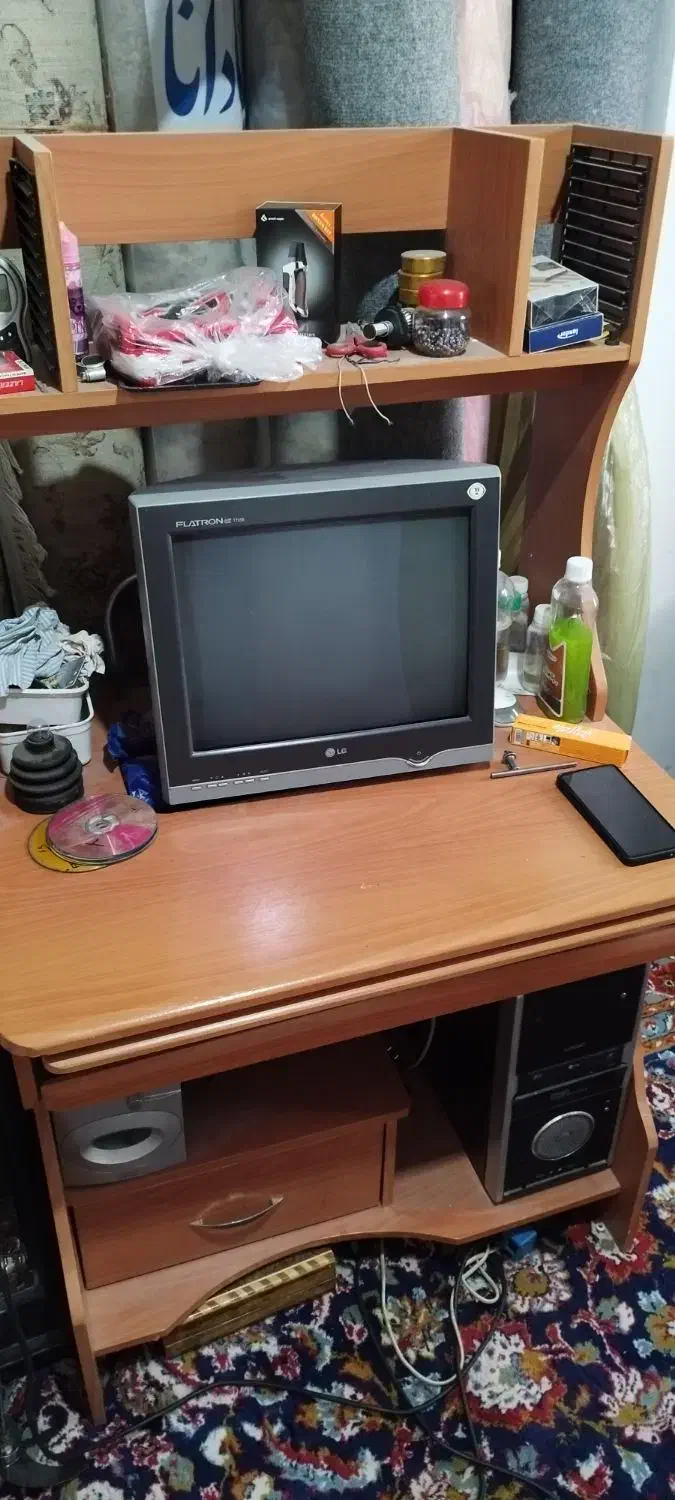 کاپیوتر و میز کامپیوتر|رایانه رومیزی|تهران, تهرانپارس شرقی|دیوار