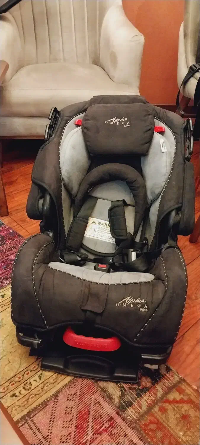 صندلی ماشین کودک آلفا اومگا الیت|تخت و صندلی بچه|تهران, اختیاریه|دیوار
