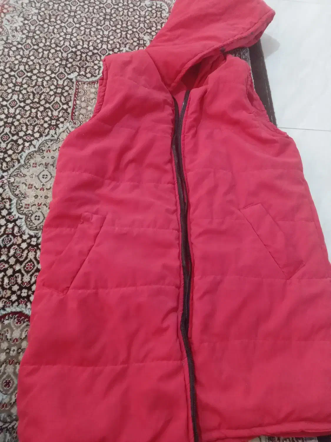 کاپشن|لباس|نوشین شهر, |دیوار