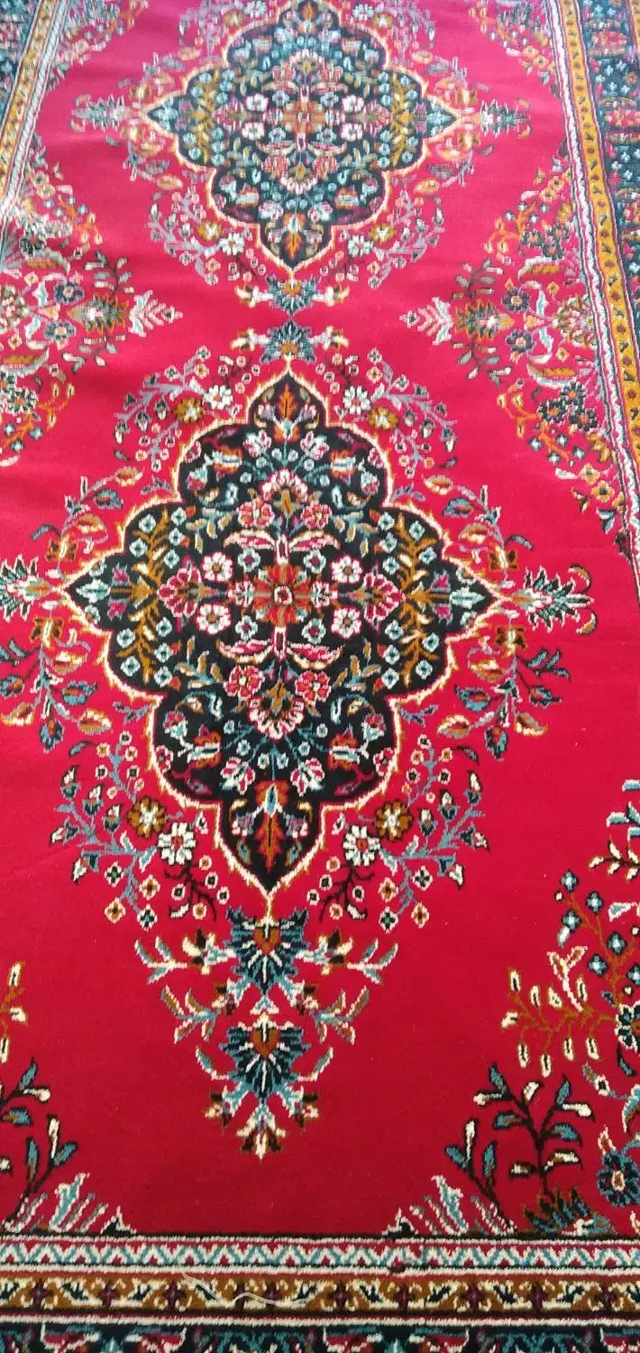 کنار قالی|فرش|قروه, |دیوار