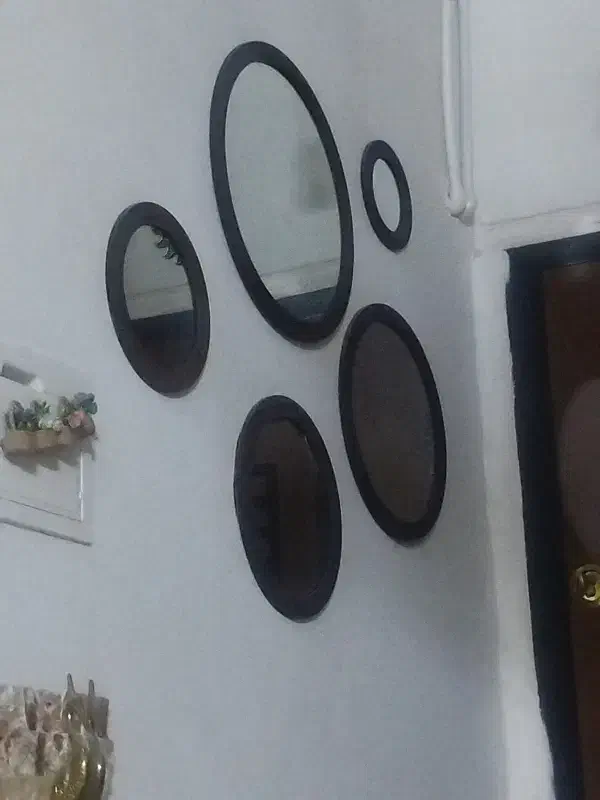 آیینه پنج تیکه|آینه|ساوه, |دیوار