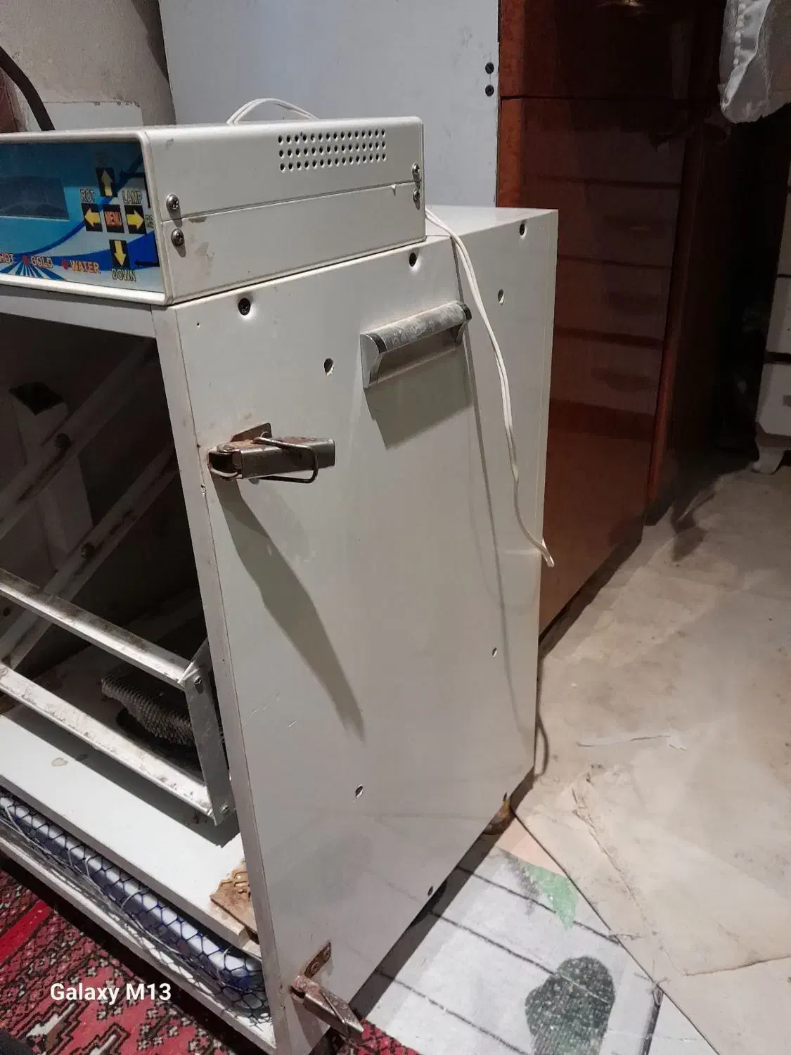 دستگاه جوجه کشی ۸۴تایی فاخته|لوازم جانبی حیوانات|چناران, |دیوار