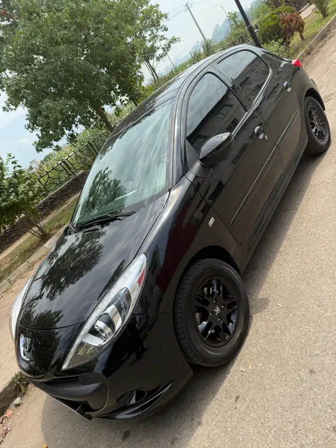 پژو ۲۰۷ ، ۱۴۰۲|خودرو سواری و وانت|رشت, بلوار گیلان|دیوار