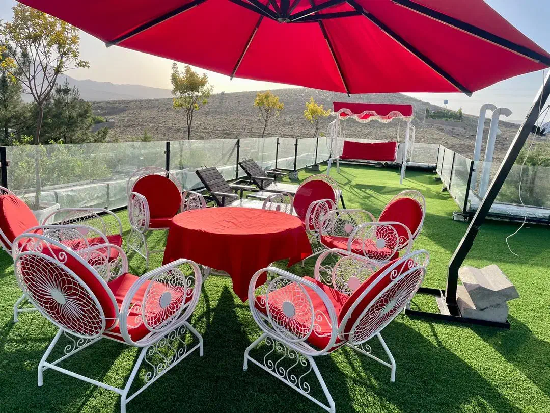 باغ و استخر آب گرم بدون محدودیت تعداد کد 107|اجارهٔ کوتاهمدت ویلا و باغ|شیراز, باغشهر قصر سبز|دیوار