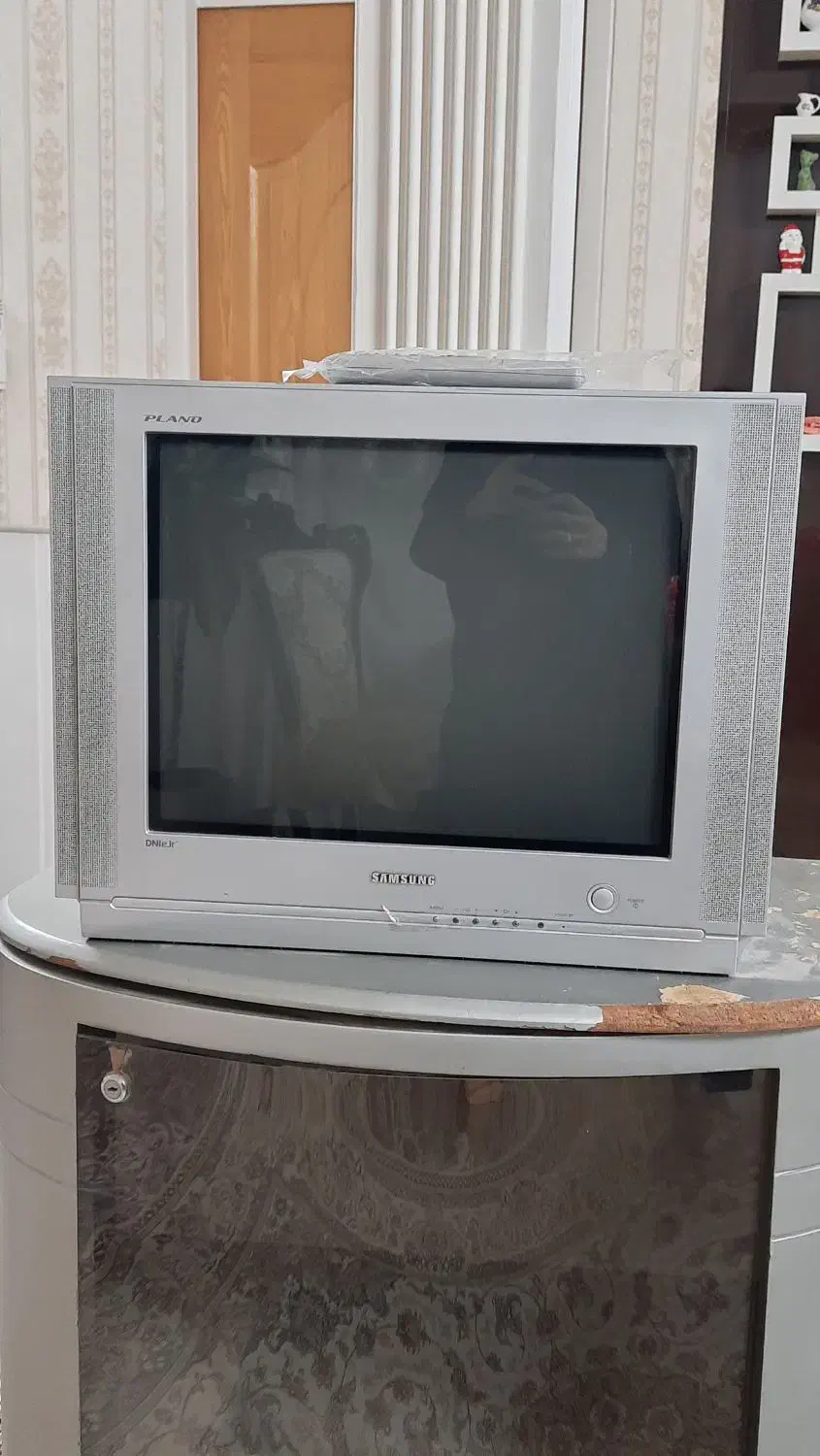 تلویزیون سامسونگ اصلی (قدیمی) ۲۱ اینچ|تلویزیون و پروژکتور|قم, شهدا|دیوار