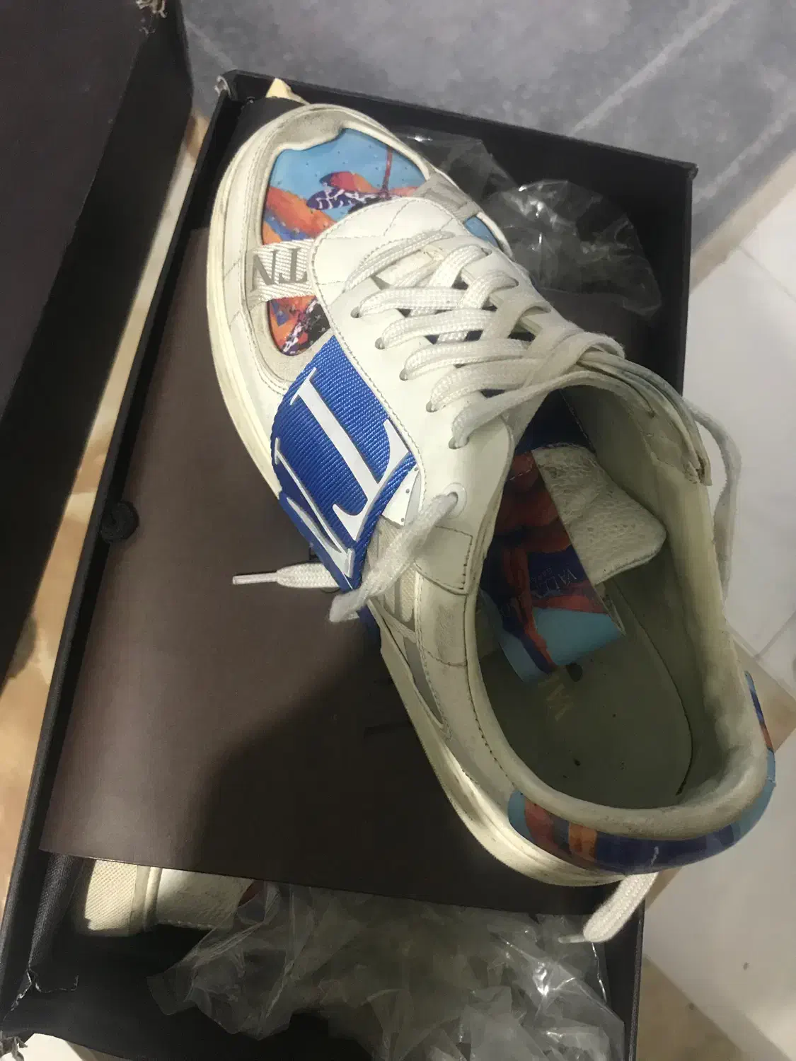 کتونی ولنتینو|کیف، کفش، کمربند|تهران, فرمانیه|دیوار